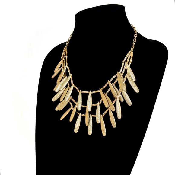 TALBOTS Ultra Glam Gold Layered Leaf Statement Necklace | NWOT - Picture 3 of 7